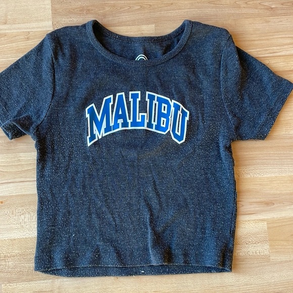 Free with purchase-Graphic baby tee - Picture 1 of 4